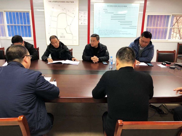 南昌市政建設(shè)集團(tuán)對市政公用城周邊市政道路項(xiàng)目進(jìn)行質(zhì)量安全進(jìn)度大檢查6006.jpg