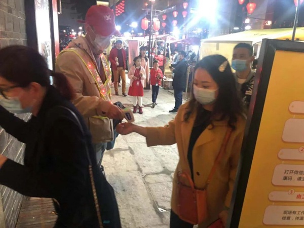 南昌市政建設集團春節守護萬壽宮歷史文化街區6004.jpg